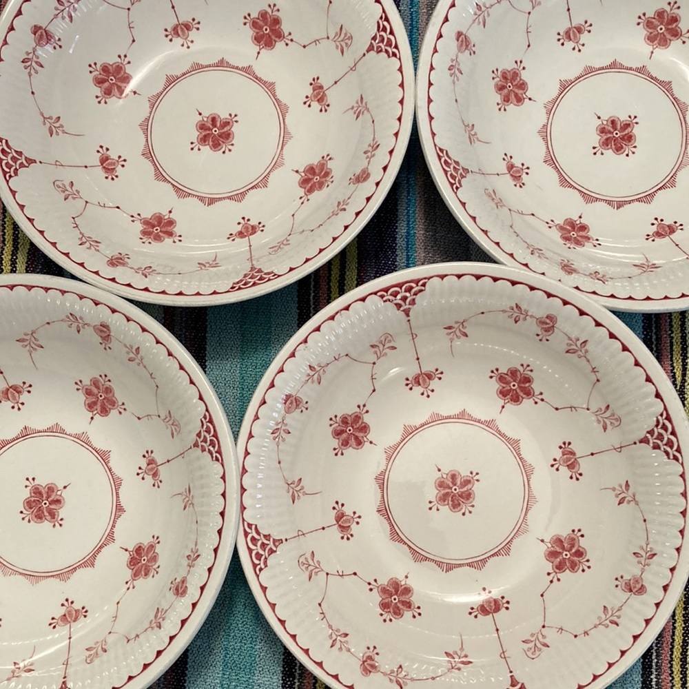 4 vintage Franciscan bowls, white with red design. Dishwasher and microwave safe